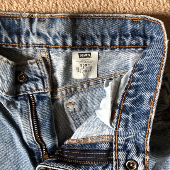Boys or Girls 550 Levi’s,  Relaxed Fit,  size 8! - Picture 2 of 5